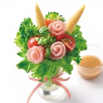 花束のグラスサラダ
