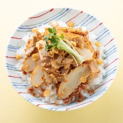 かまぼことメンマののっけご飯