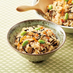 ひじきの炊き込みご飯