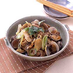 あさりと豚肉の香り蒸し