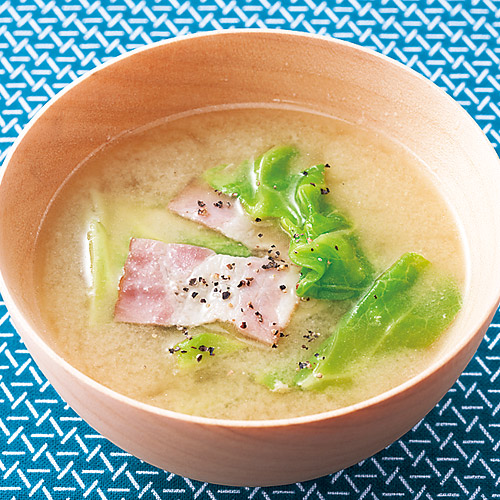 キャベツ ベーコンのみそ汁 おすすめレシピ ダイエー ごはんがおいしくなるスーパー