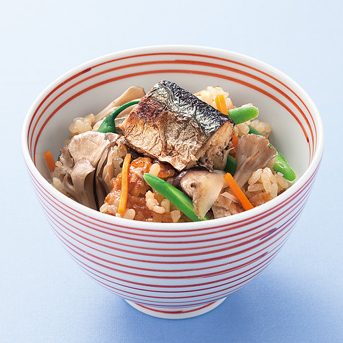 塩焼きさんまの五目ご飯