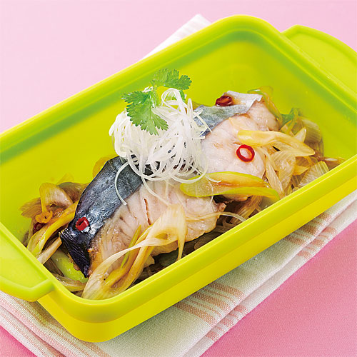 さわらの蒸し物 ねぎソース
