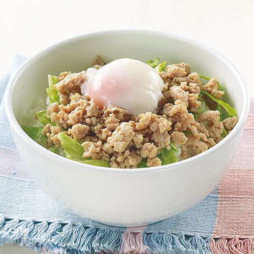 肉そぼろレタス丼