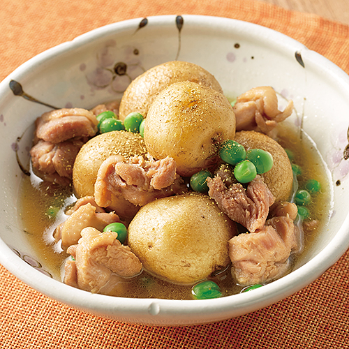 新じゃがと豆の煮物