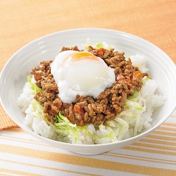 簡単ミートソース丼