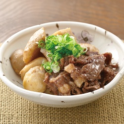 里いもと牛肉の煮物