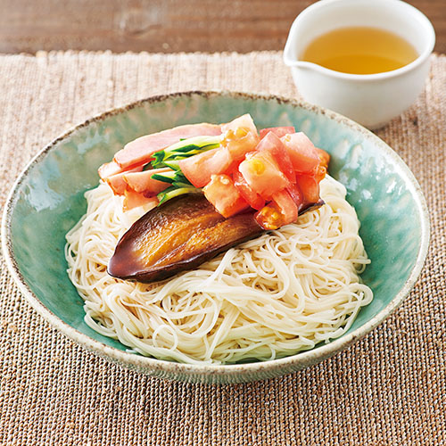 なすとトマトのエスニック風そうめん