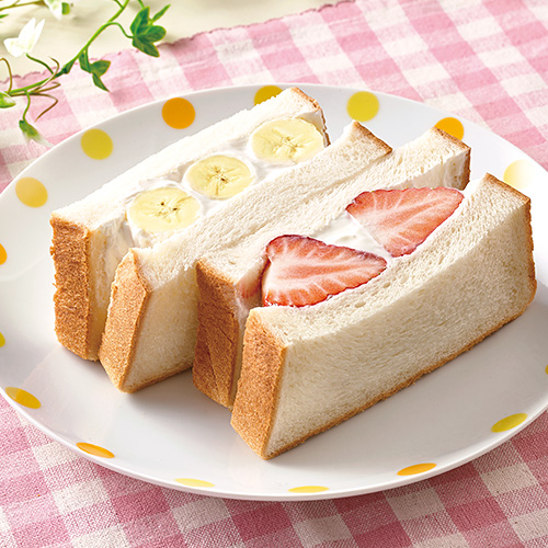 目覚ましフルーツサンド