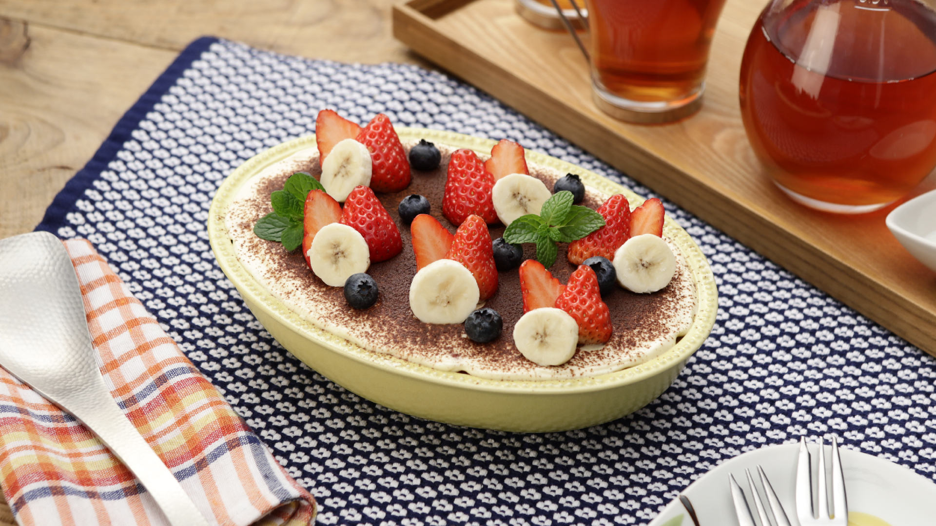 おうちでカフェ気分♪いちごティラミスのスコップケーキ