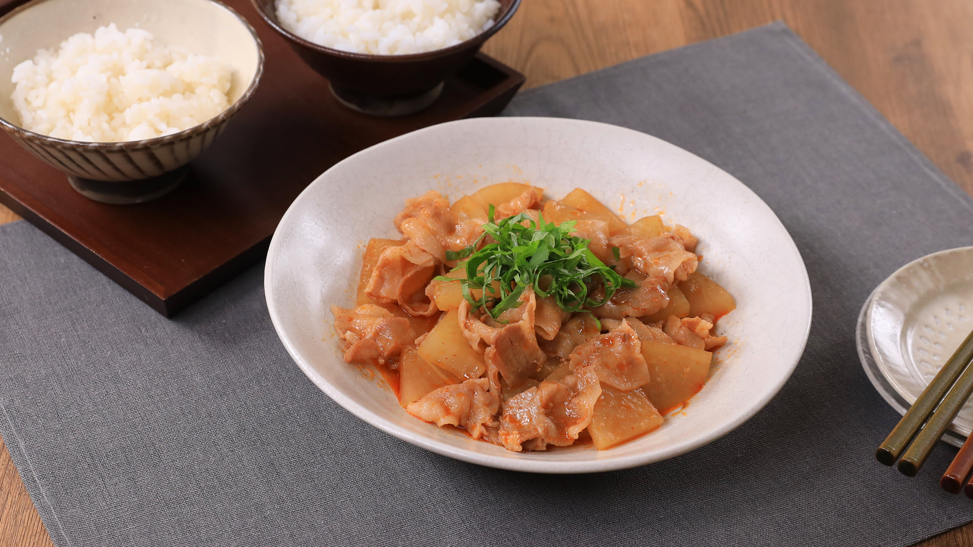 レンチンおかず！韓国風豚ばら大根