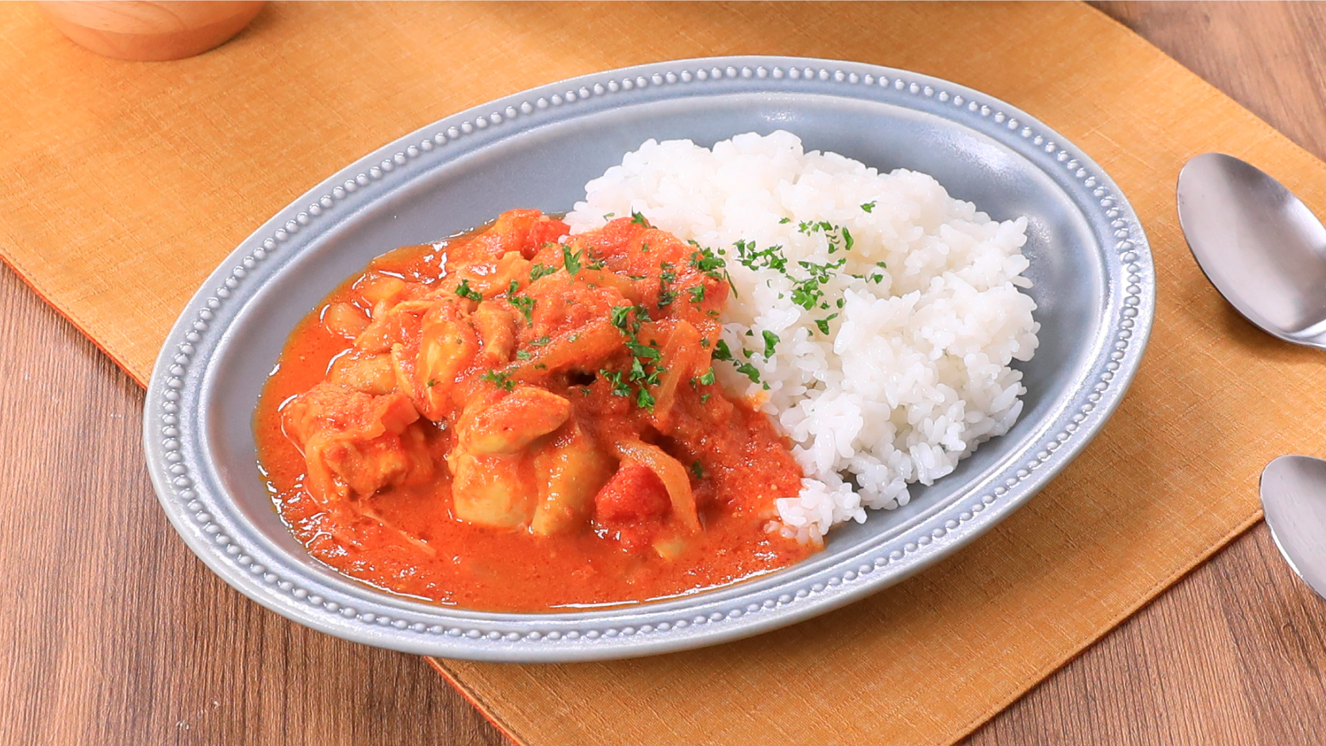 炊飯器で簡単！トマトチキンカレー