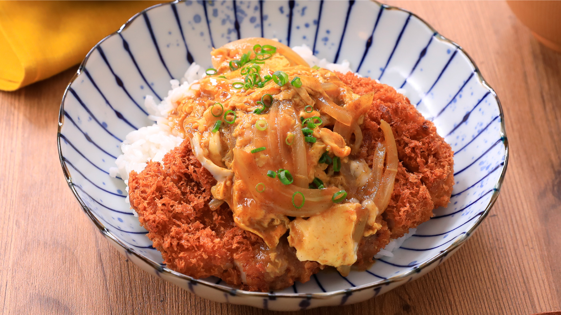 惣菜カツを使って！カレーカツ丼