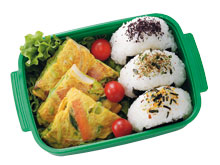 野菜炒めのオープンオムレツ弁当